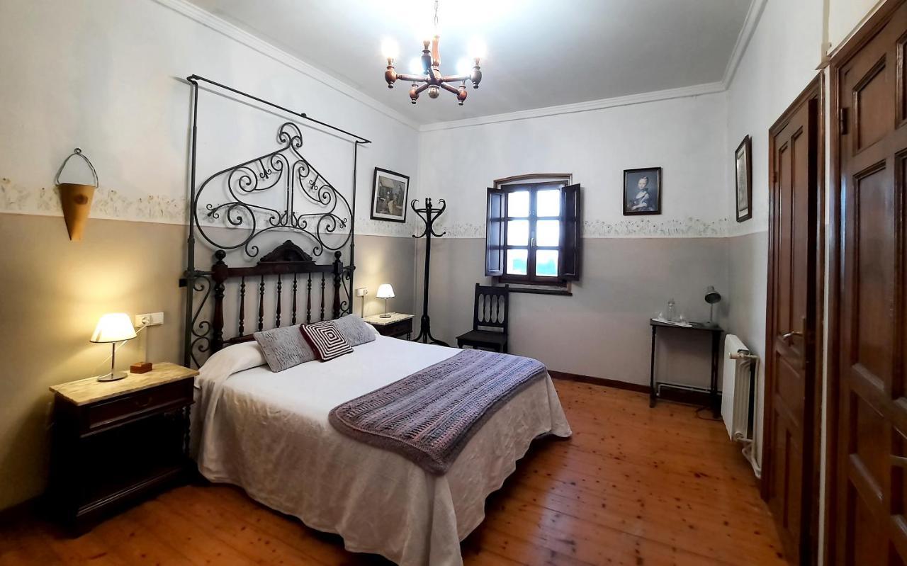 La Casona De Villanueva De Pria מראה חיצוני תמונה